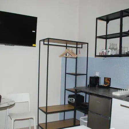 Gallery *