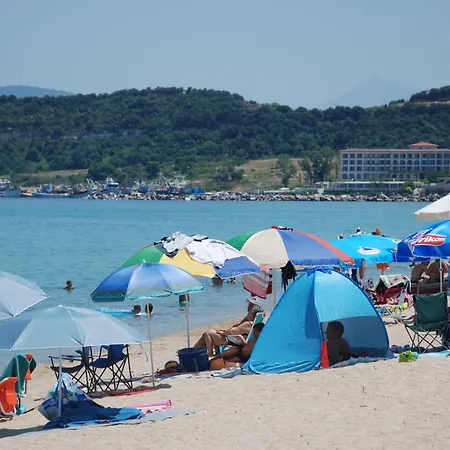 Gallery Daire Ierissos